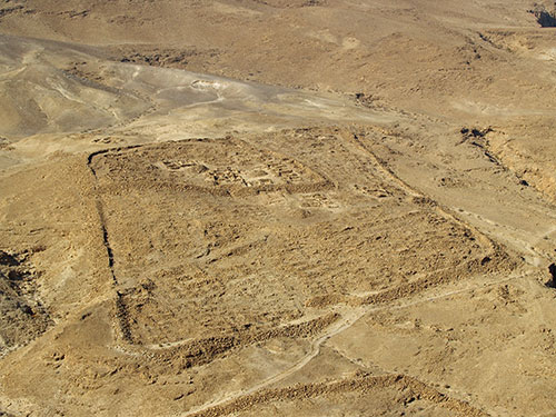 Masada_Roman_Ruins_by_David_Shankbone